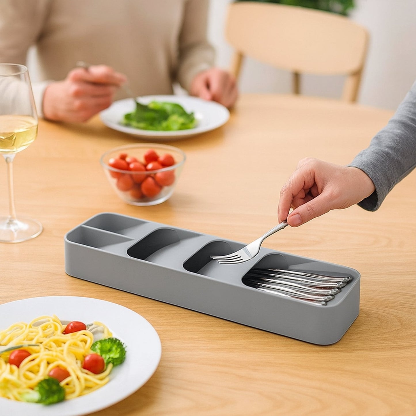 1 Pc Cutlery Tray Box Used For Storing Cutlery Items And Stuffs Easily And Safely.